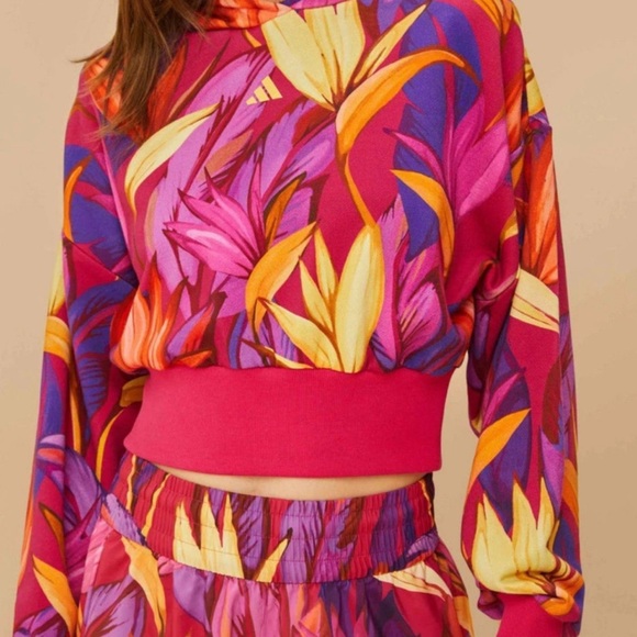 NWT Adidas x Farm Rio "Birds of Paradise" cropped hoodie Size Medium - Picture 2 of 4